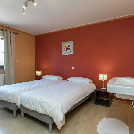 Spacious In The Ardennes With Sauna * Nieder-Emmels