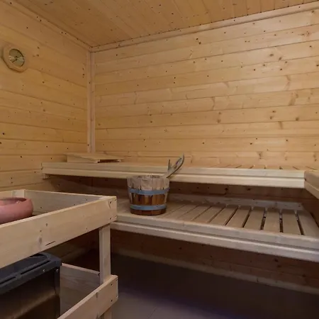 別荘 East Canton With Sauna